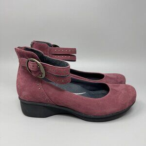 Dansko Lois Burgundy Nubuck Studded Buckle Ankle Strap Wedges Size 8.5